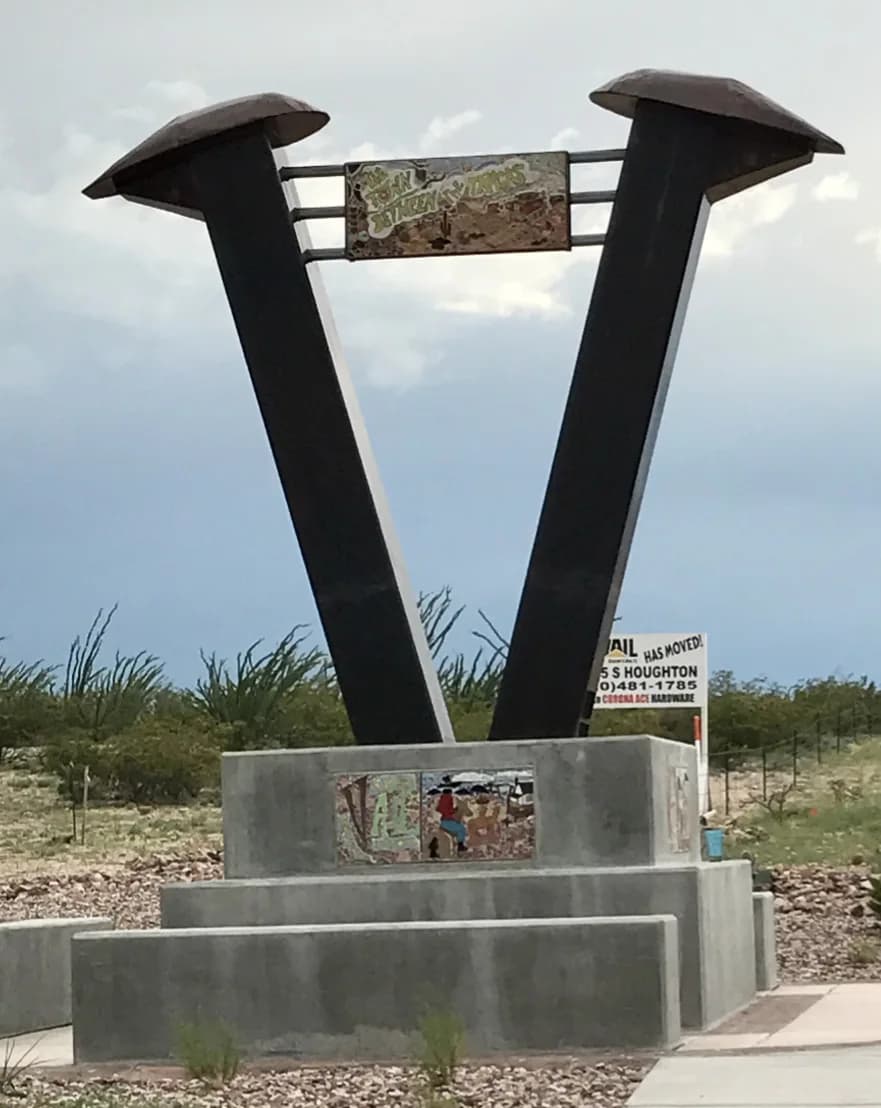 Vail sign and sculpture